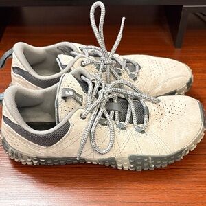 Merrell Trail Sneakers | Quantum Grip | Hiking Walking Shoes | Women’s 8.5 |